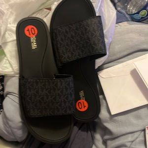 Michael kors slides for women